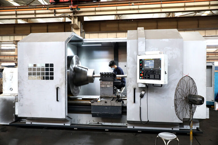 CK61140-10T CNC lathe with hydraulic chuck
